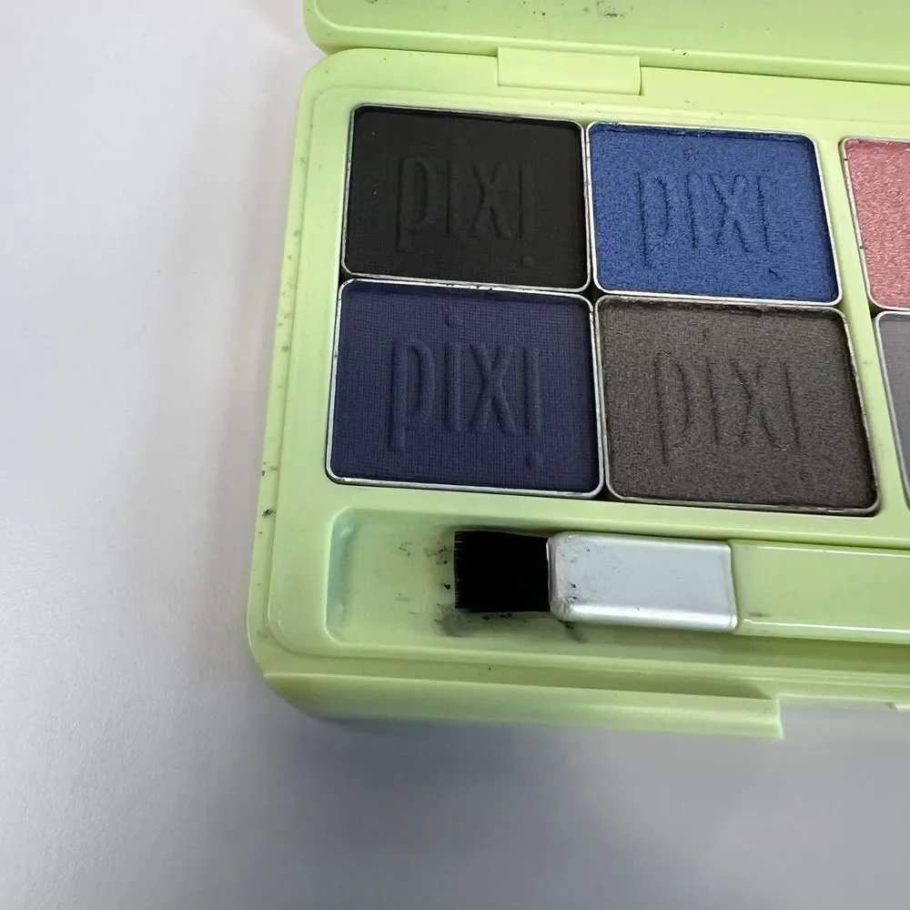 Pixi‎ by Petra Eye Beauty Kit No. 15 Blue Energy Eye Shadow NIB with Applicator